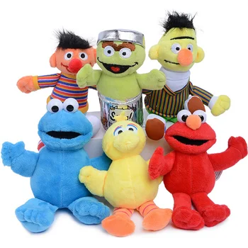 Rinkinys 6pcs Sesame Street Plushie Žaislas iškamša Minkštas Pakabukas Elmo Cookie Monster Bigbird Bert Ernie Keychain paketų prižiūrėtojų raktinę Lėlės